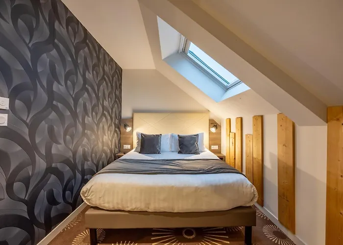 Logis Du Grand Pin * Saint-Martin-des-Entrées