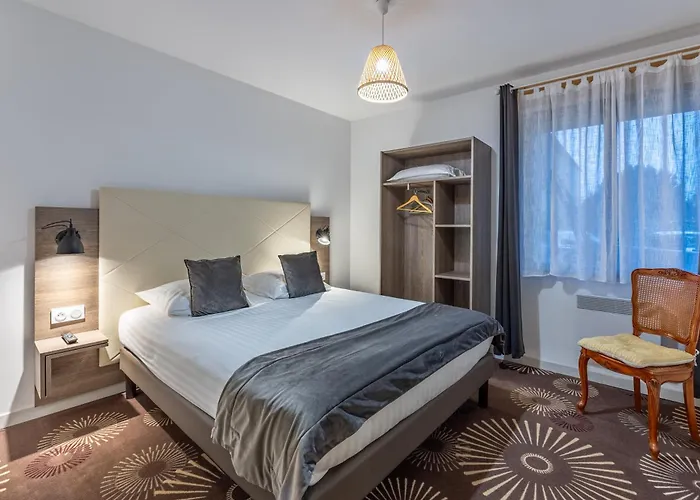 Logis Du Grand Pin アパート Saint-Martin-des-Entrées