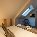 Apartment Logis Du Grand Pin Saint-Martin-des-Entrees