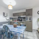 Logis Du Grand Pin * Saint-Martin-des-Entrees