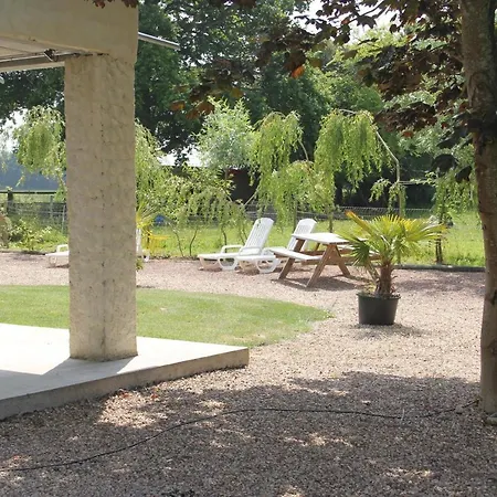 Logis Du Grand Pin Saint-Martin-des-Entrées