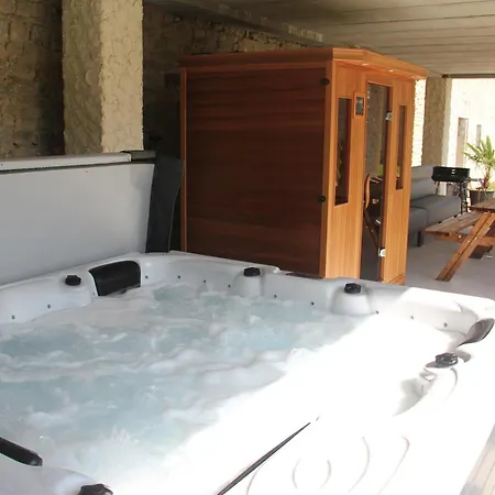 Logis Du Grand Pin Lejlighed Saint-Martin-des-Entrées