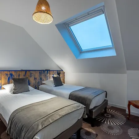 Logis Du Grand Pin Saint-Martin-des-Entrees