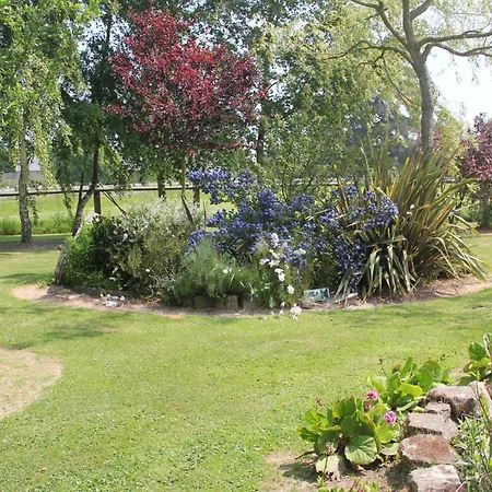 Logis Du Grand Pin 아파트 *
