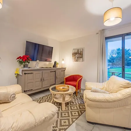 Logis Du Grand Pin Apartment