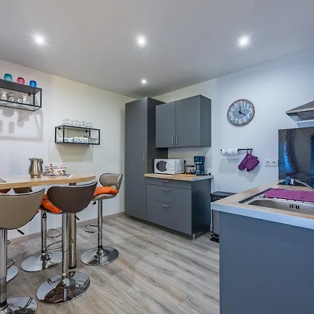 Logis Du Grand Pin Lejlighed Saint-Martin-des-Entrées