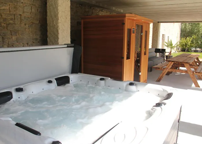 Logis Du Grand Pin Daire Saint-Martin-des-Entrées